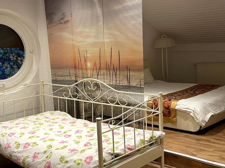 Train Fans Guesthouse Зеветаль Екстер'єр фото
