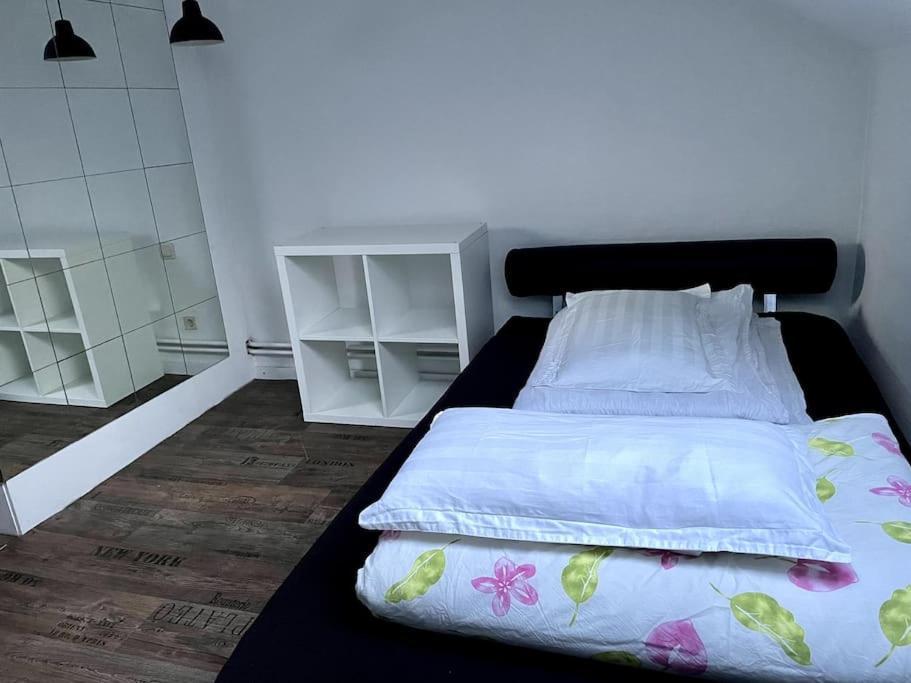 Train Fans Guesthouse Зеветаль Екстер'єр фото